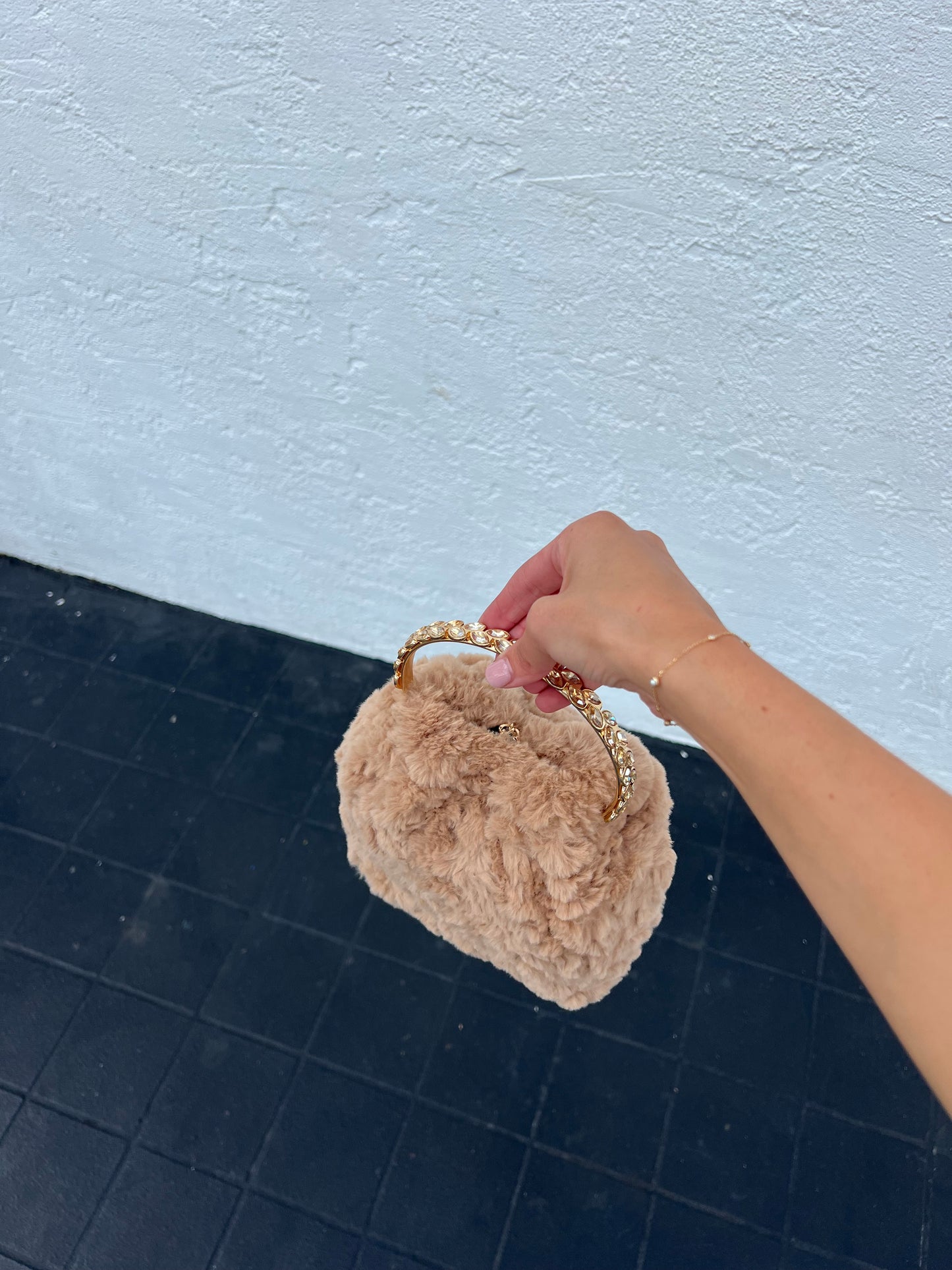PHILLIPA FUR TOP HANDLE