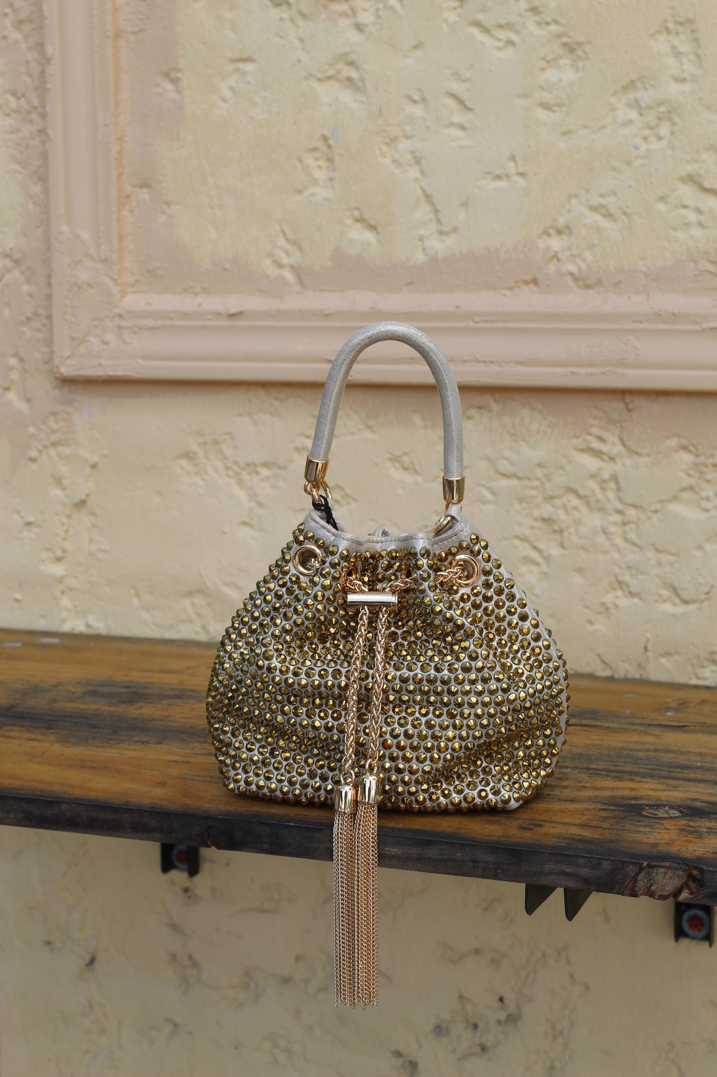 SANTORINI STUDDED HOTFIX POUCH - gold