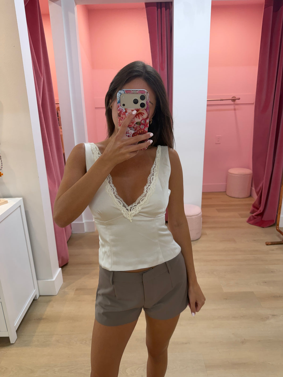 FREDDIE TAILORED SHORTS - MOCHA