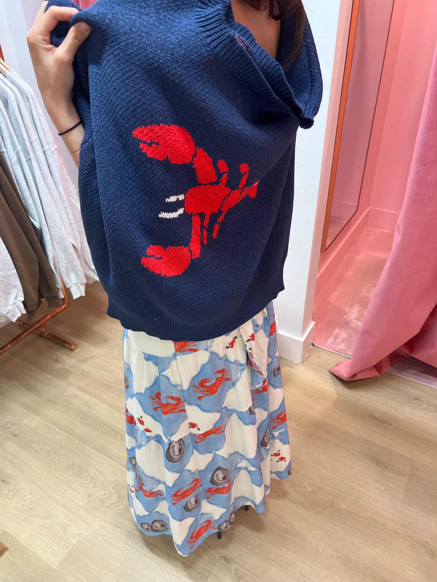 LOBSTER KNIT ROUND NECK SWEATER