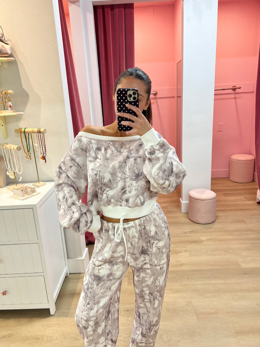 Brooke Camo Sweatpants