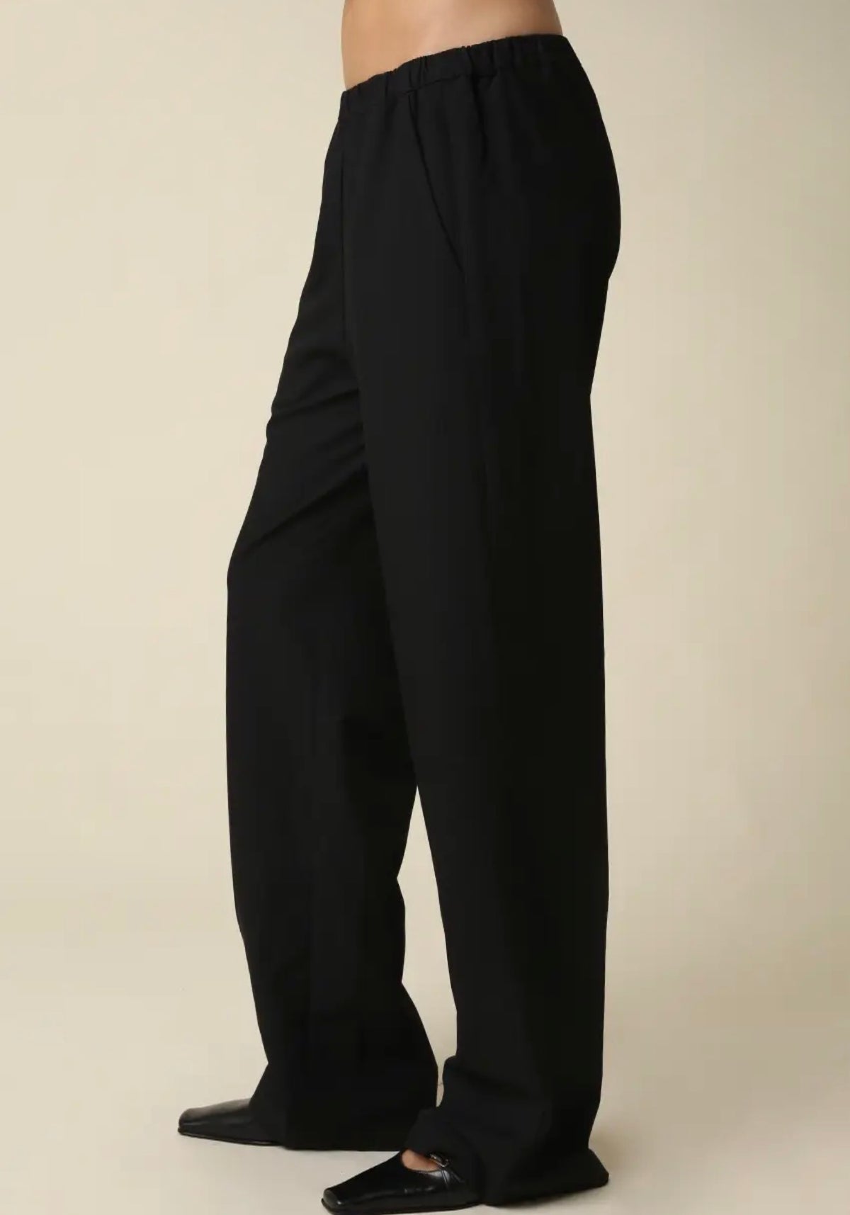 Wren Off-Duty Pants - BLACK