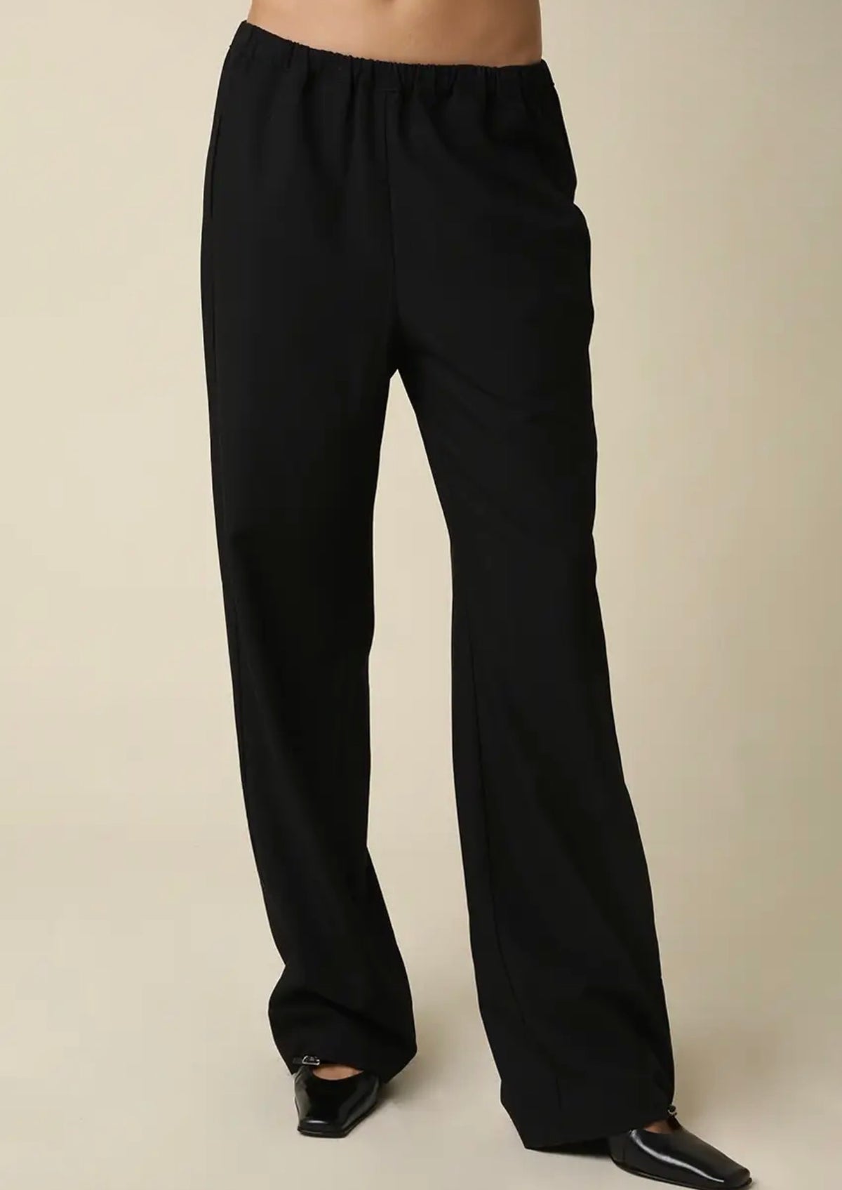 Wren Off-Duty Pants - BLACK