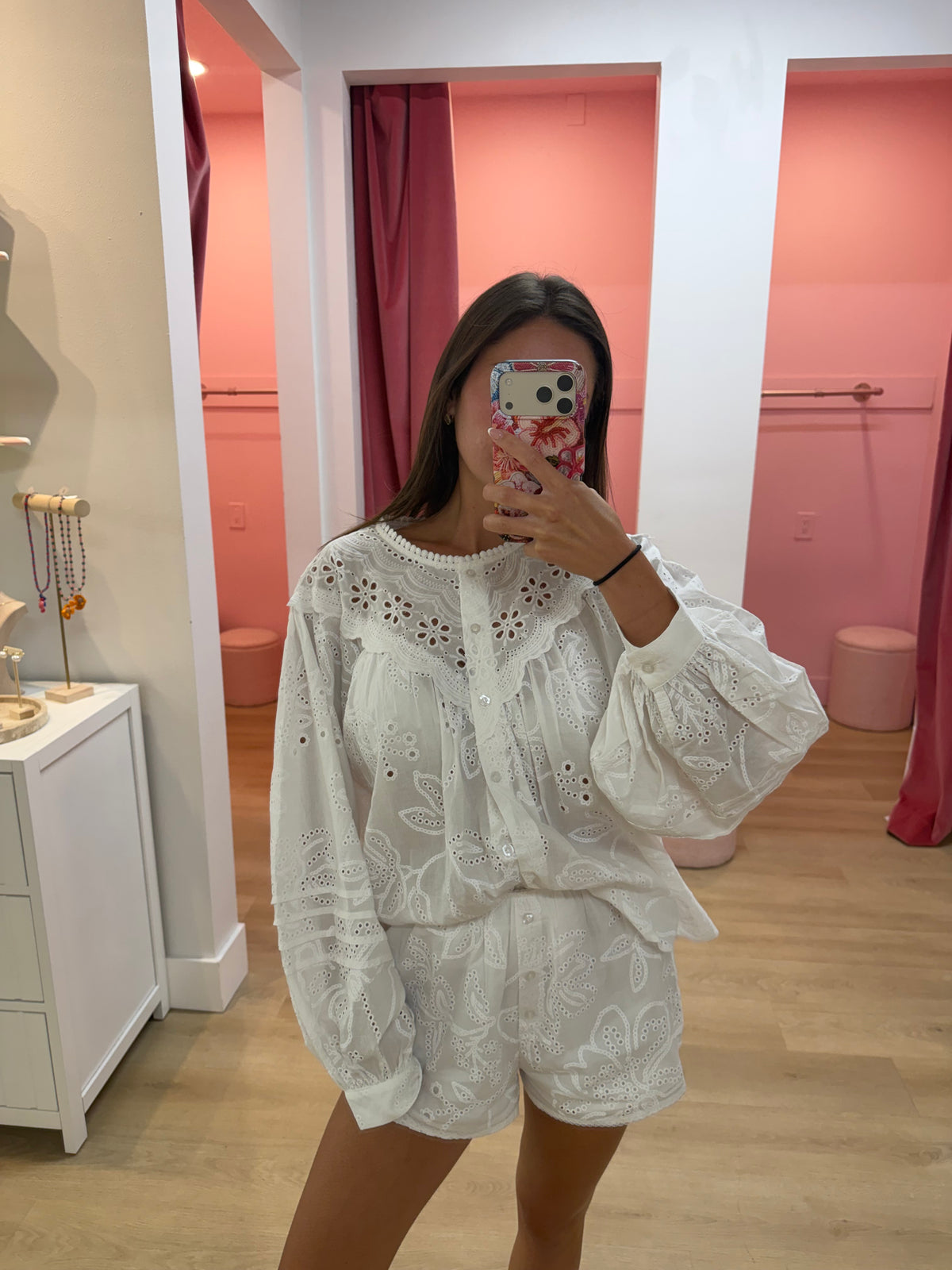 SauvyB Eyelet Shorts - WHITE