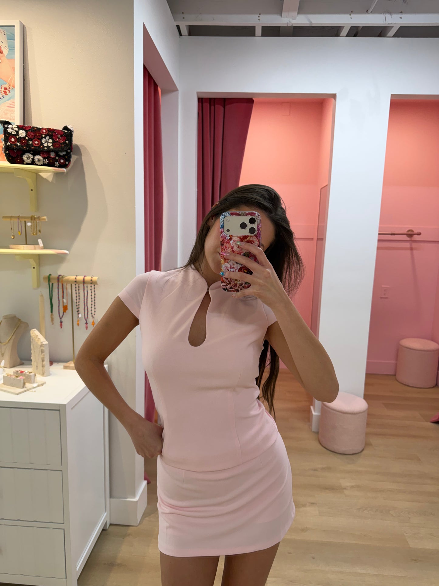 VIENO KEYHOLE FITTED TOP - MUSK