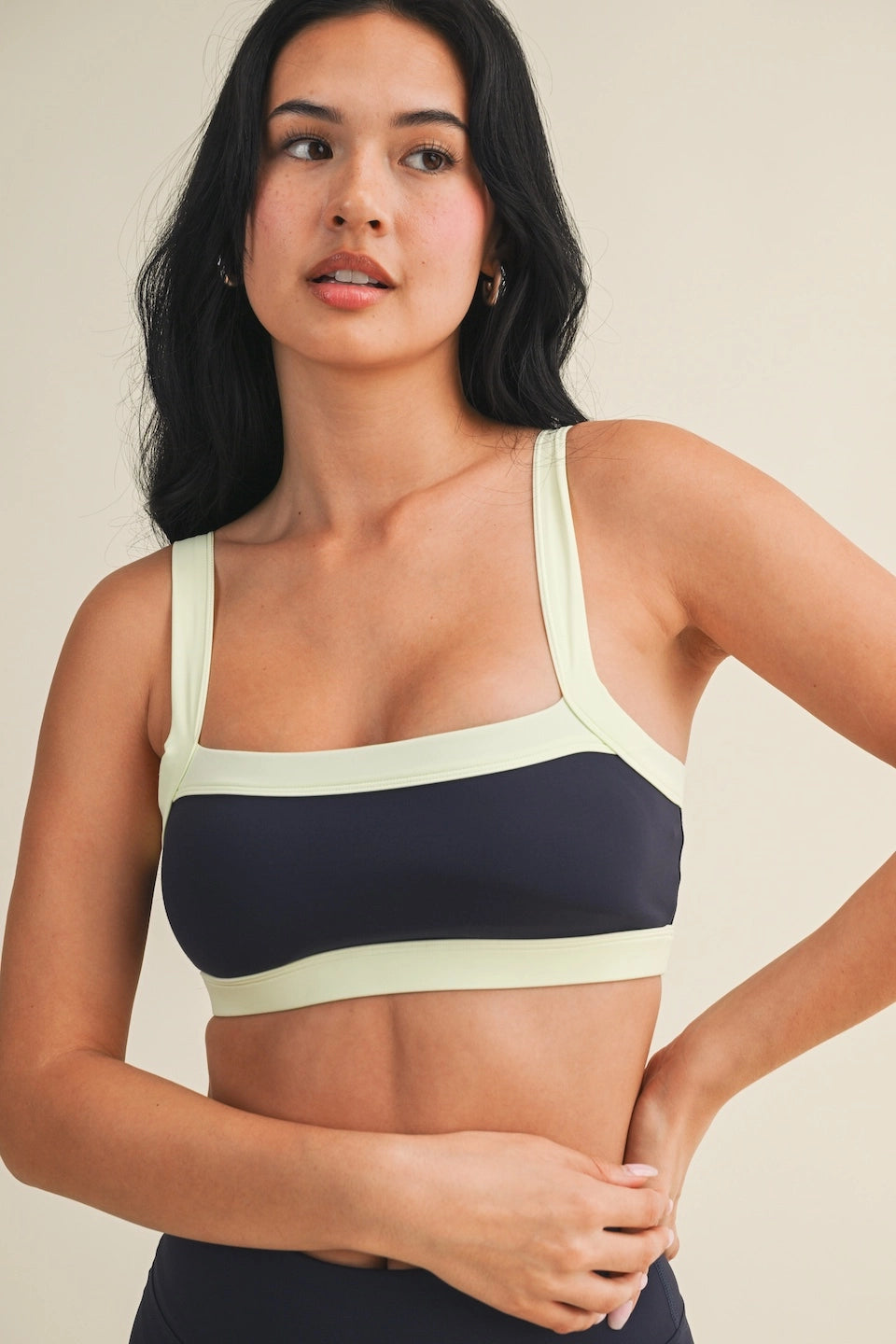 Kat Contrast Block Sports Bra - NAVY